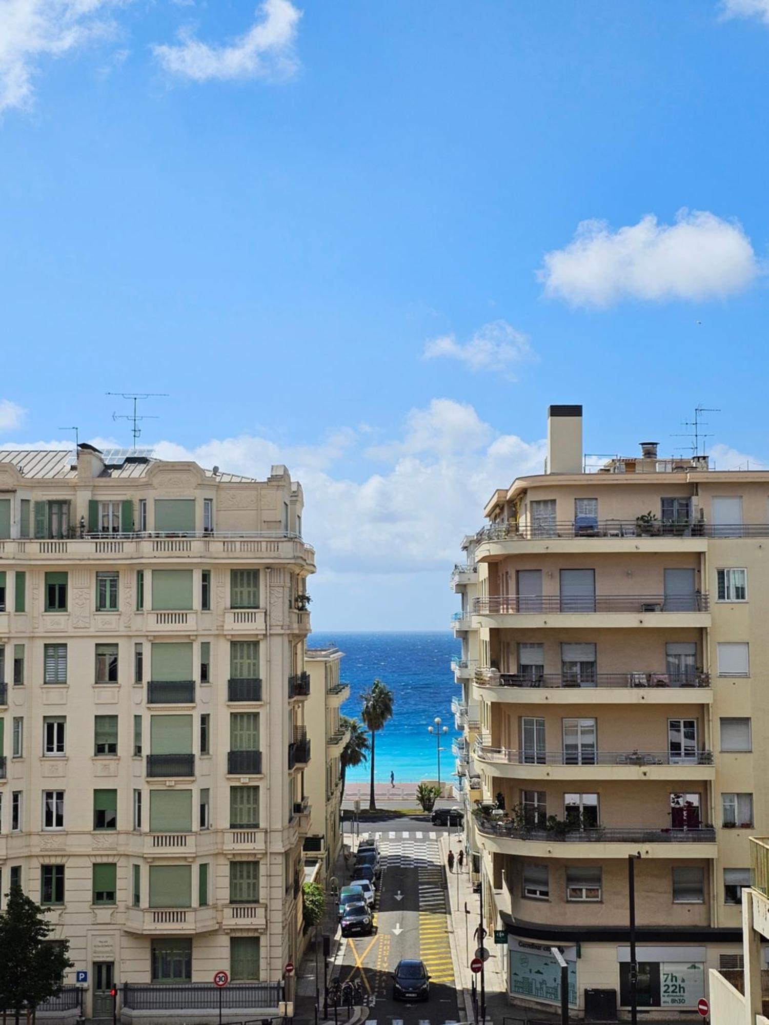 Beautiful 1 Bedroom Flat Nice Bagian luar foto