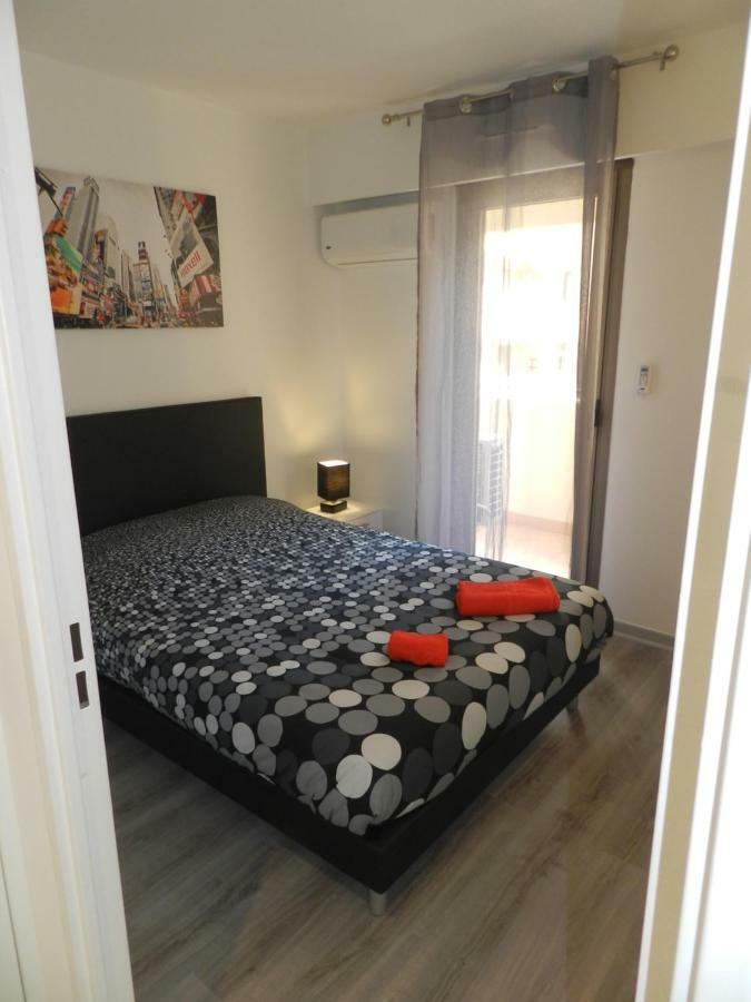 Beautiful 1 Bedroom Flat Nice Bagian luar foto